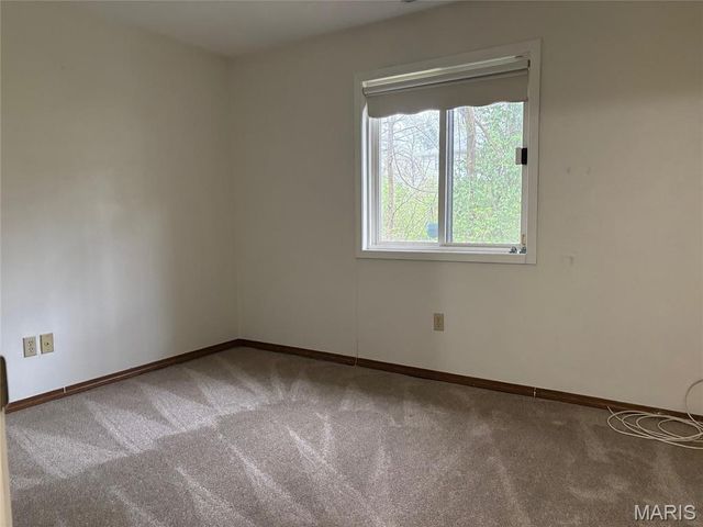 6 Parkridge, Belleville, IL 62226