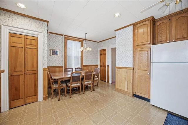 20 77th Street, New York City, NY 11209