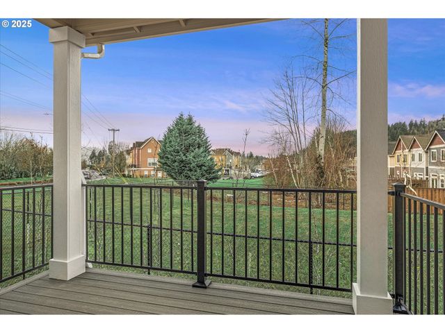 21 Nw Mawrcrest Ave, Gresham, OR 97030