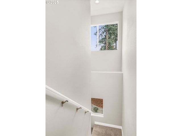 21 Nw Mawrcrest Ave, Gresham, OR 97030