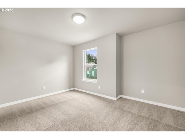 21 Nw Mawrcrest Ave, Gresham, OR 97030