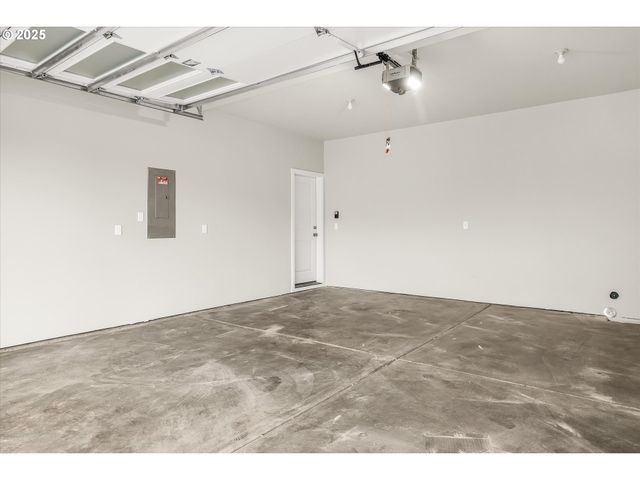 21 Nw Mawrcrest Ave, Gresham, OR 97030