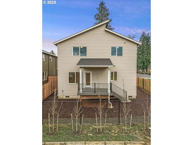21 Nw Mawrcrest Ave, Gresham, OR 97030