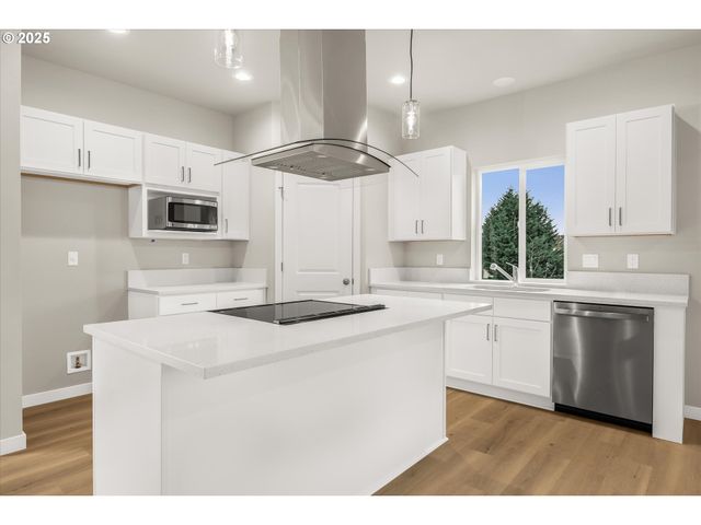 21 Nw Mawrcrest Ave, Gresham, OR 97030