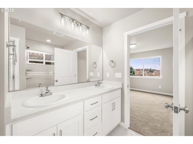 21 Nw Mawrcrest Ave, Gresham, OR 97030