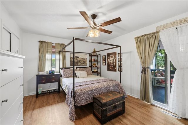 2821 TEPEE Avenue, Independence, MO 64057