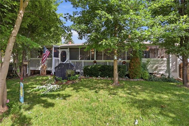 2821 TEPEE Avenue, Independence, MO 64057