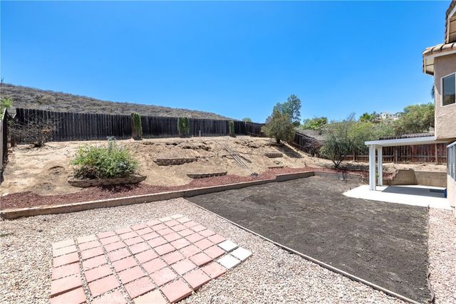734 Morita, Corona, CA 92879