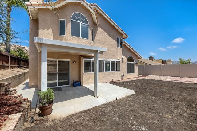 734 Morita, Corona, CA 92879