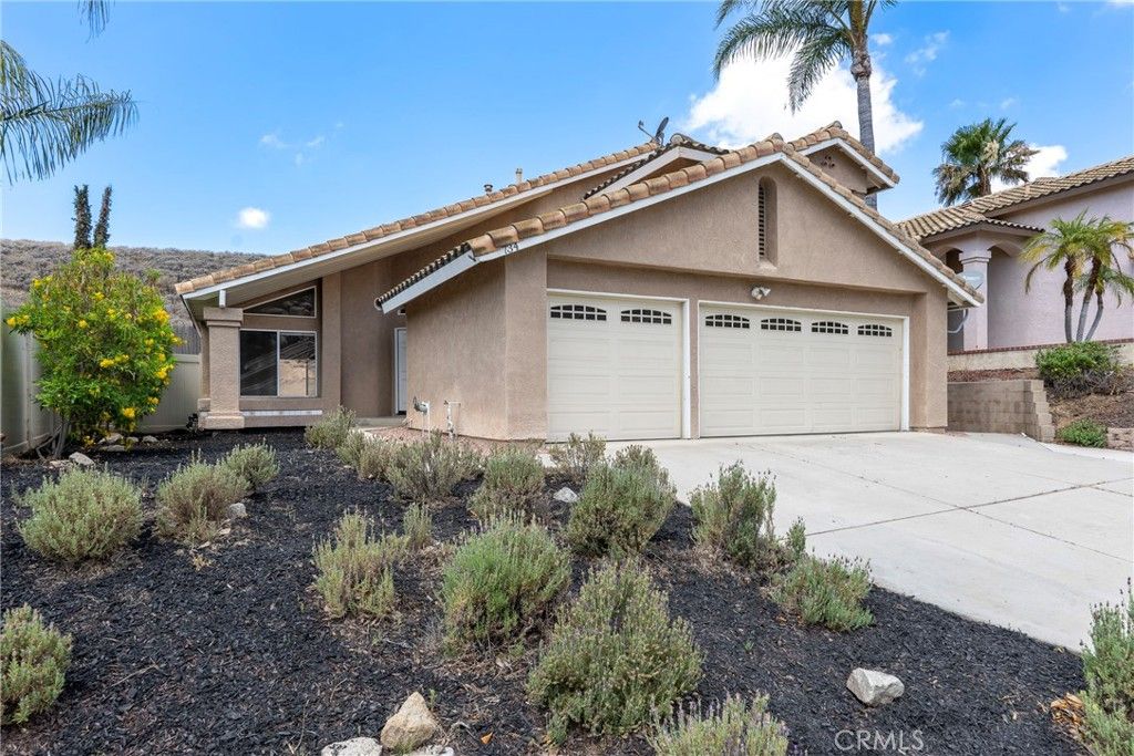 734 Morita, Corona, CA 92879