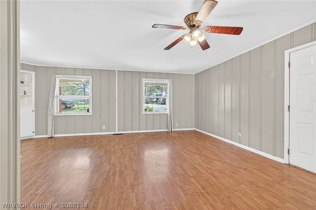 12 Mable Nell Road, Van Buren, AR 72956