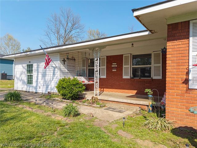 12 Mable Nell Road, Van Buren, AR 72956