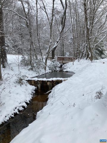 1128 BEAVERDAM RD, Keswick, VA 22947