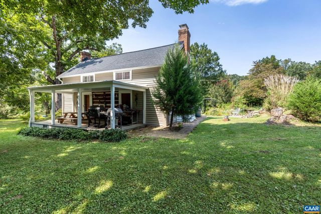 1128 BEAVERDAM RD, Keswick, VA 22947