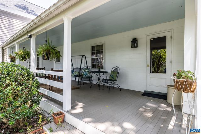 1128 BEAVERDAM RD, Keswick, VA 22947