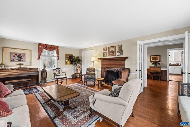 1128 BEAVERDAM RD, Keswick, VA 22947