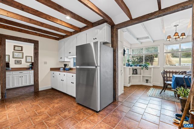 1128 BEAVERDAM RD, Keswick, VA 22947