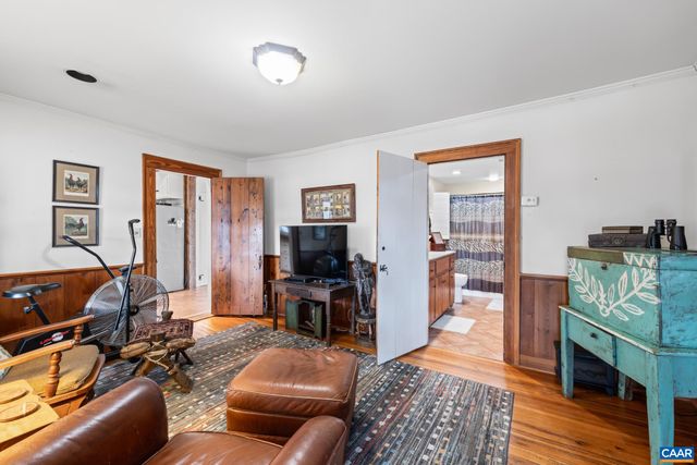 1128 BEAVERDAM RD, Keswick, VA 22947