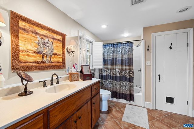 1128 BEAVERDAM RD, Keswick, VA 22947