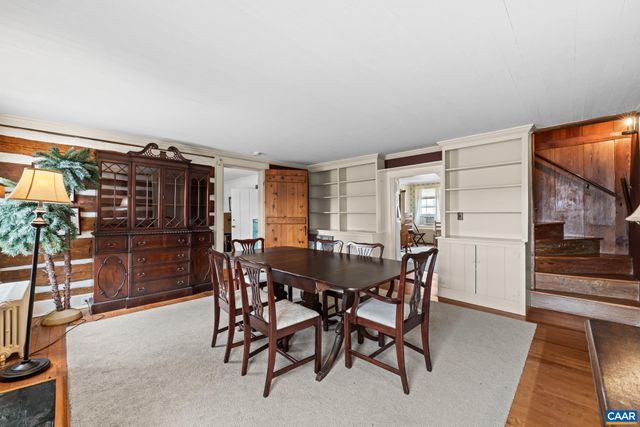 1128 BEAVERDAM RD, Keswick, VA 22947