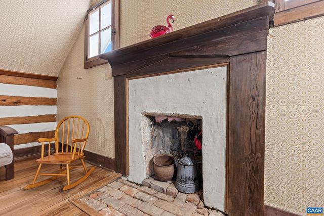 1128 BEAVERDAM RD, Keswick, VA 22947