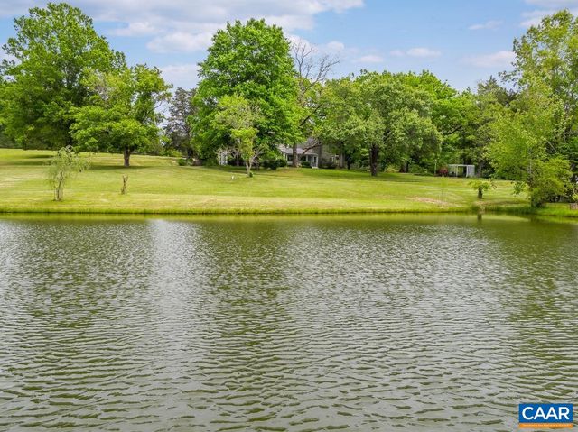 1128 BEAVERDAM RD, Keswick, VA 22947