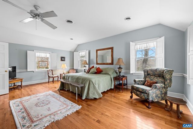 1128 BEAVERDAM RD, Keswick, VA 22947