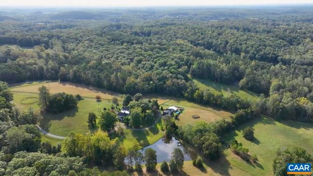 1128 BEAVERDAM RD, Keswick, VA 22947