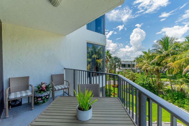 2565 S Ocean Boulevard 205-N, Highland Beach, FL 33487