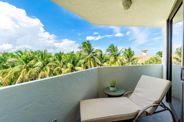 2565 S Ocean Boulevard 205-N, Highland Beach, FL 33487