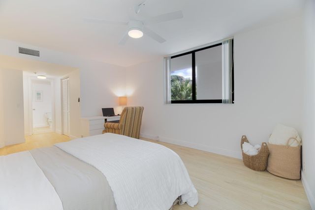 2565 S Ocean Boulevard 205-N, Highland Beach, FL 33487