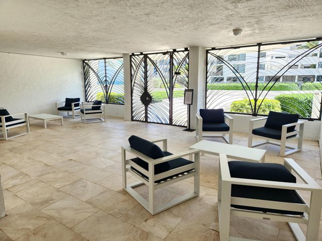 2565 S Ocean Boulevard 205-N, Highland Beach, FL 33487