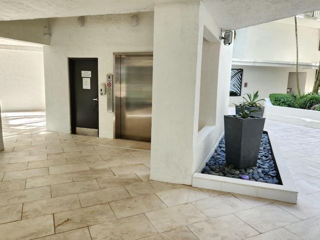 2565 S Ocean Boulevard 205-N, Highland Beach, FL 33487