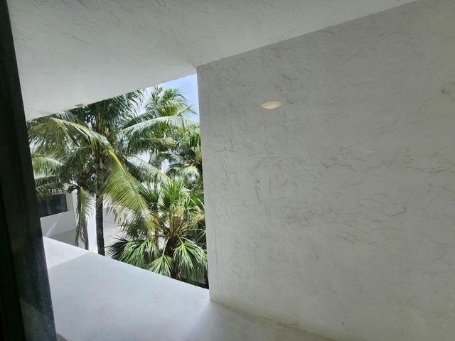 2565 S Ocean Boulevard 205-N, Highland Beach, FL 33487