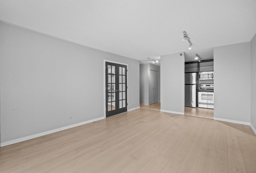 1212 N LASALLE Street 2505, Chicago, IL 60610 — photo 5