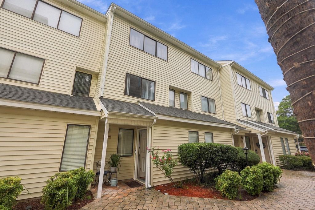 209 75th Ave N # T-7, Myrtle Beach, SC 29572 — exterior