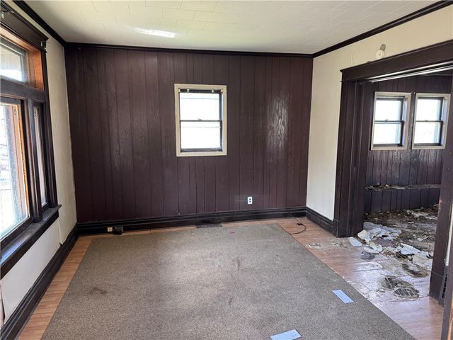 825 Morton St, New Castle, PA 16101