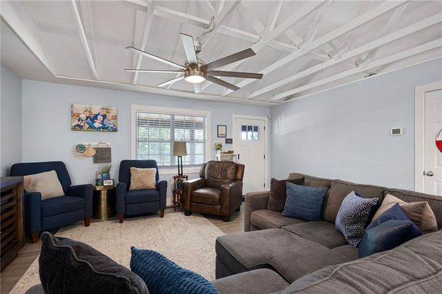 1 Colonial Club Drive SE, Acworth, GA 30102