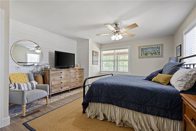 1 Colonial Club Drive SE, Acworth, GA 30102