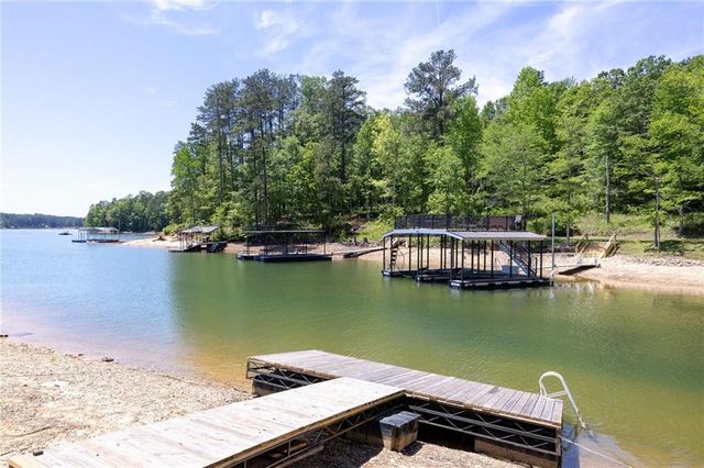 1 Colonial Club Drive SE, Acworth, GA 30102