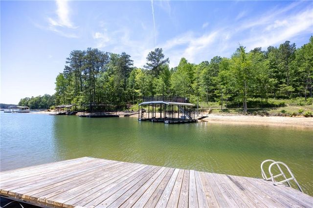 1 Colonial Club Drive SE, Acworth, GA 30102