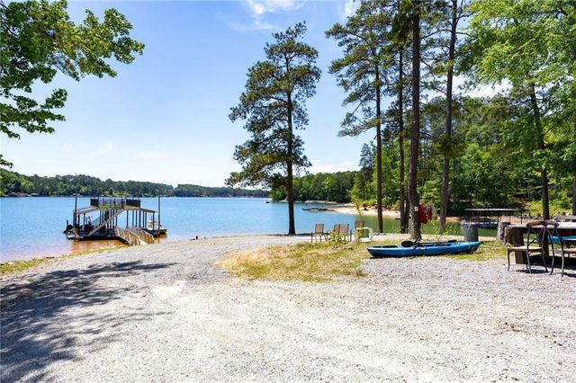 1 Colonial Club Drive SE, Acworth, GA 30102