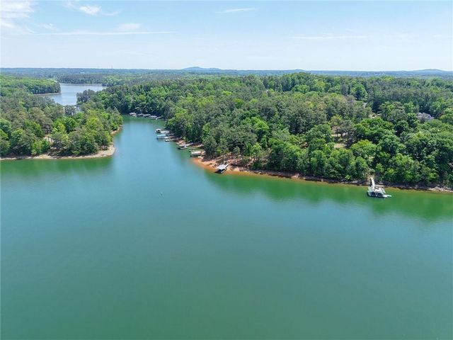 1 Colonial Club Drive SE, Acworth, GA 30102