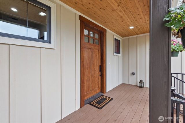 1851 Bloomhardt Road, Raymond, WA 98577