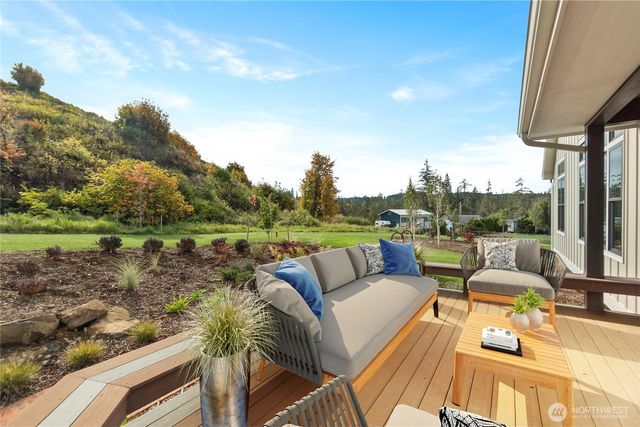 1851 Bloomhardt Road, Raymond, WA 98577