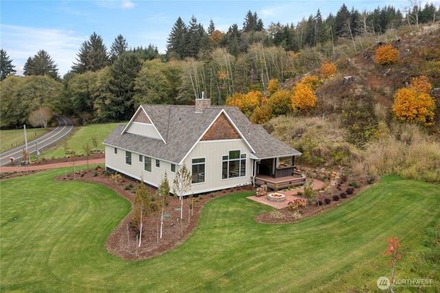 1851 Bloomhardt Road, Raymond, WA 98577