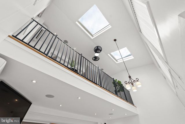 4854 RESERVOIR RD NW, Washington, DC 20007