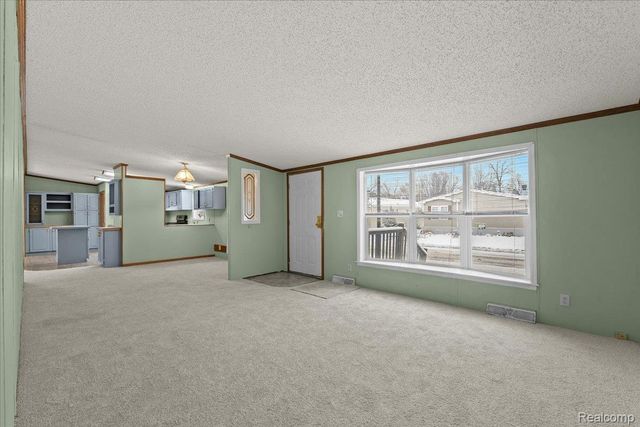 103 Chinkapin Rill, Fenton, MI 48430