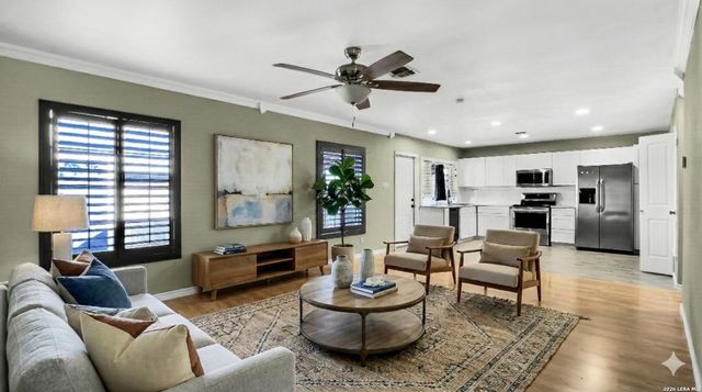 6519 Spring Manor, San Antonio, TX 78249