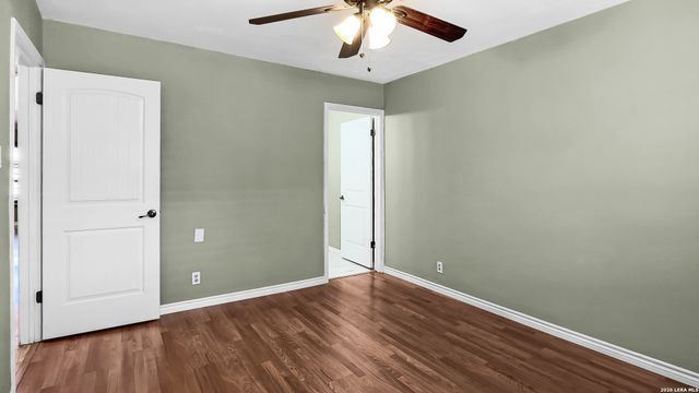 6519 Spring Manor, San Antonio, TX 78249